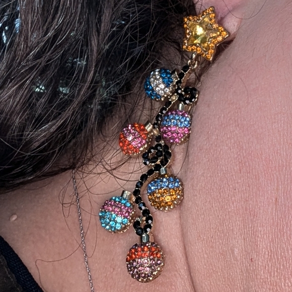 Christmas Earrings Artful Star Topping a Flowing Garland of Ornaments - Picture 6 of 9